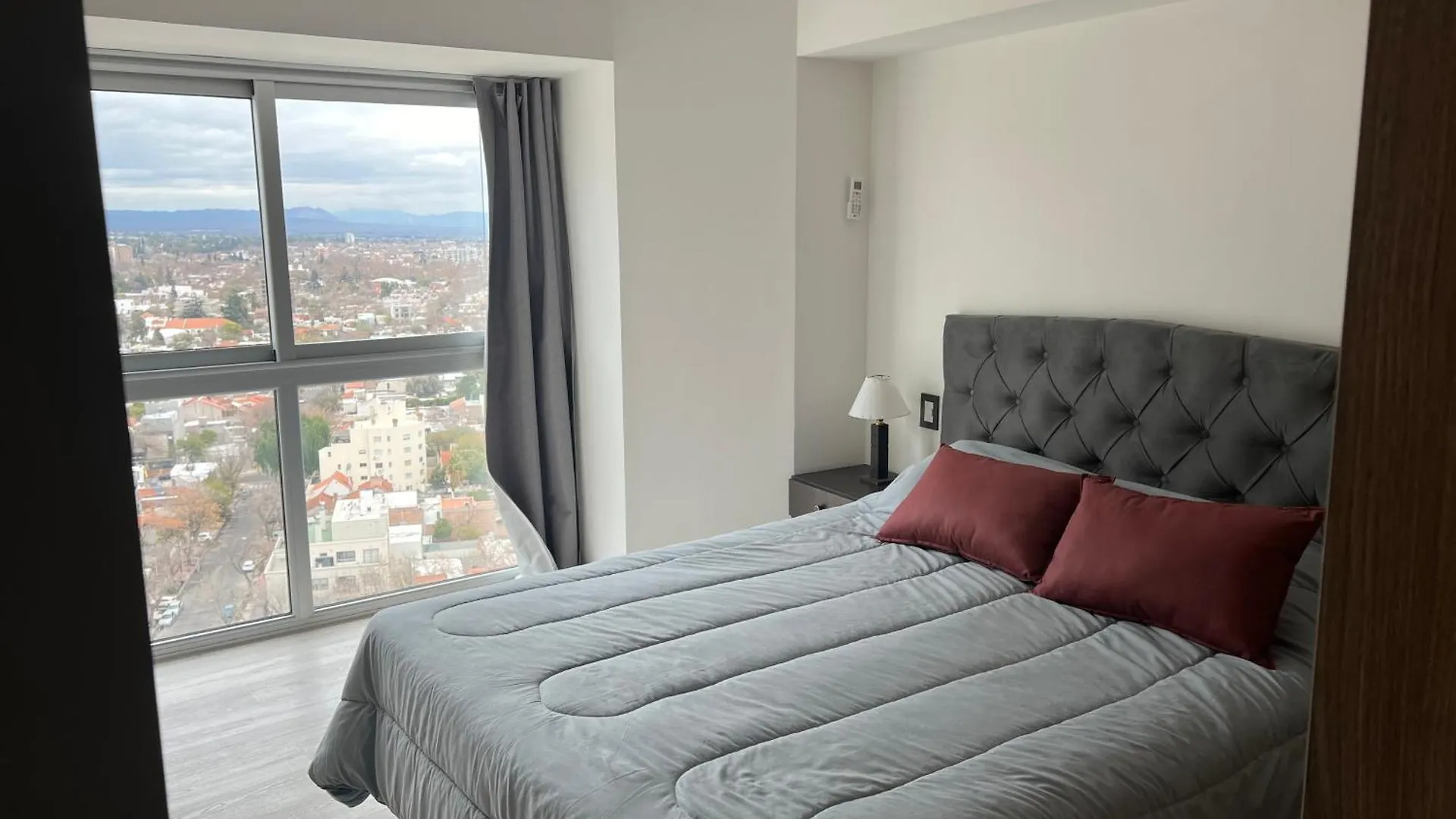 Apartamento Moderno Departamento Piso 16 Con Pileta Mendoza