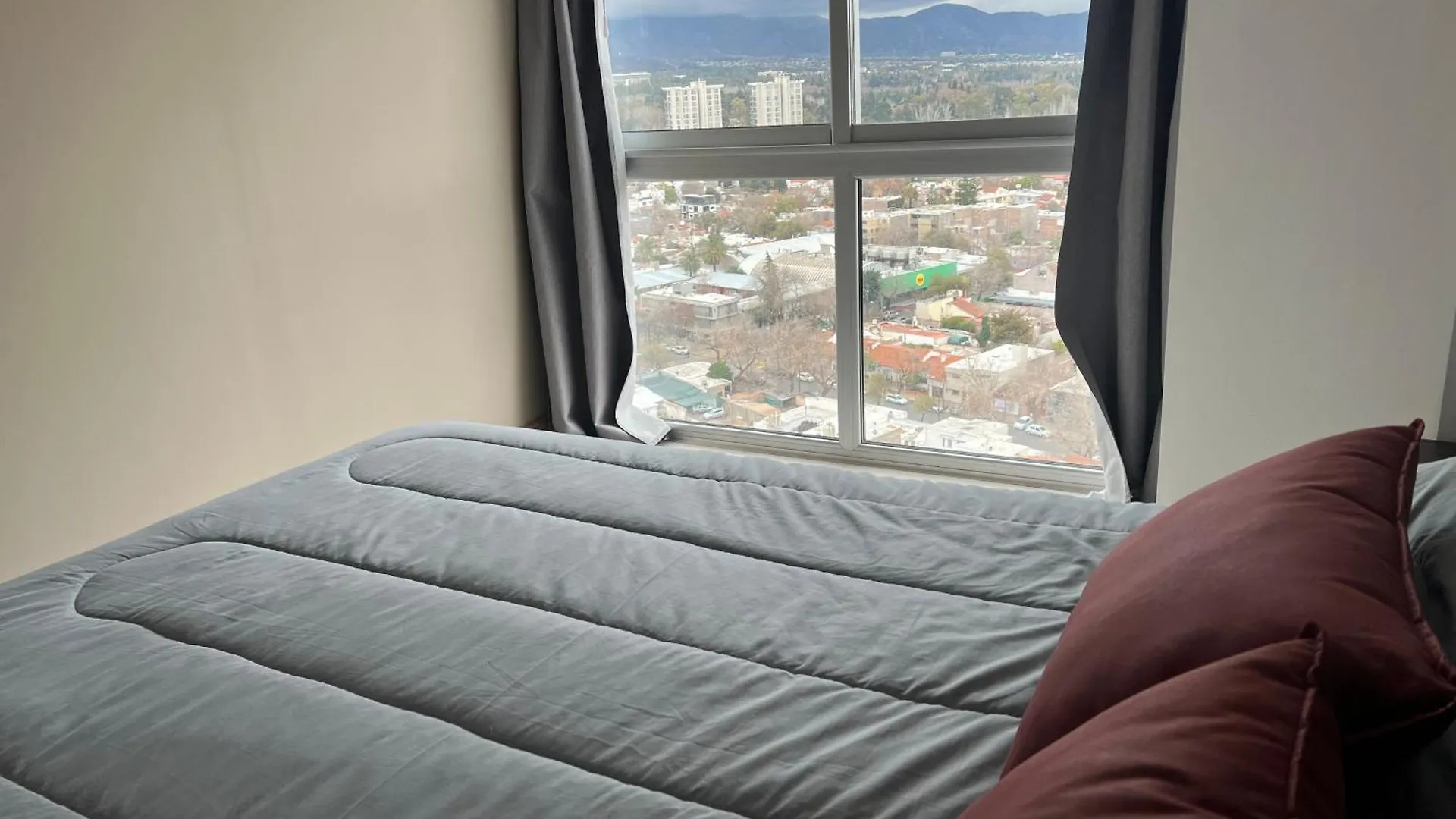 Apartamento Moderno Departamento Piso 16 Con Pileta Mendoza