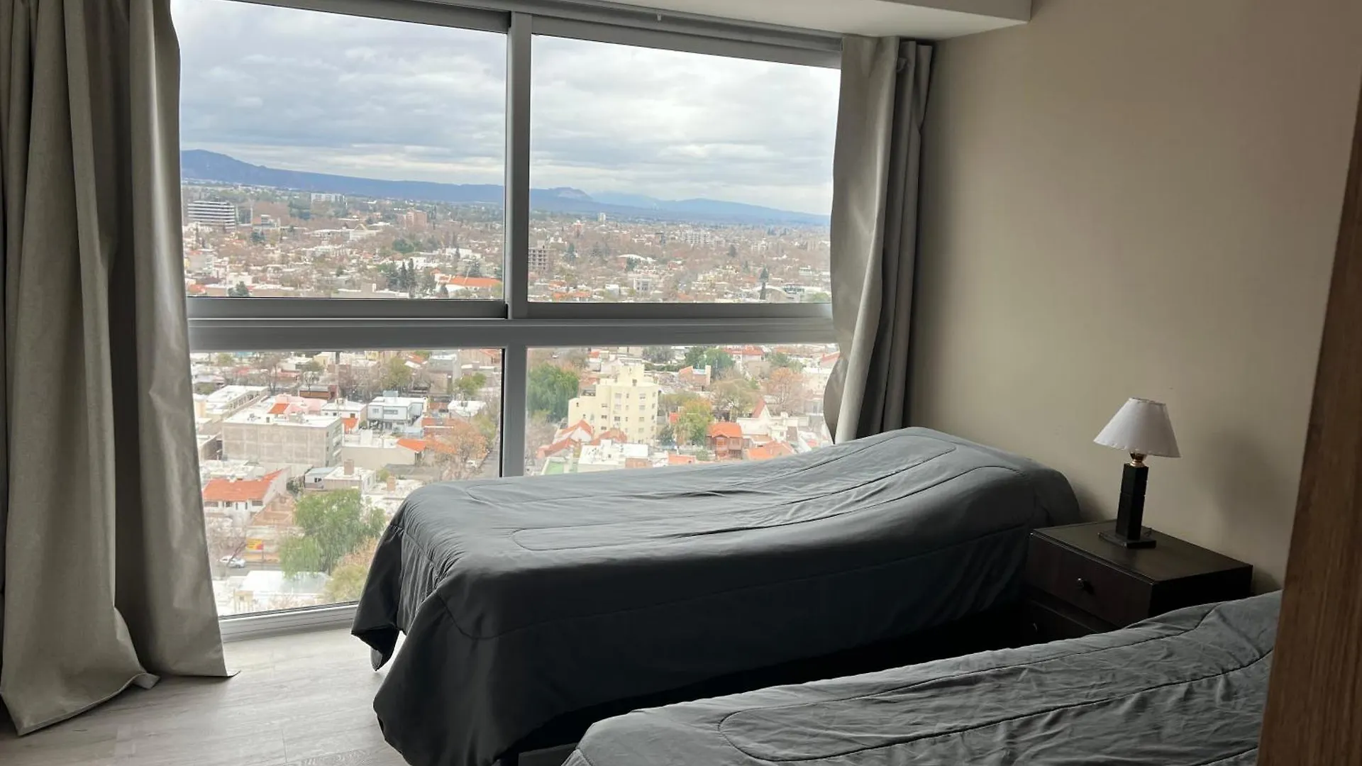 Apartamento Moderno Departamento Piso 16 Con Pileta Mendoza